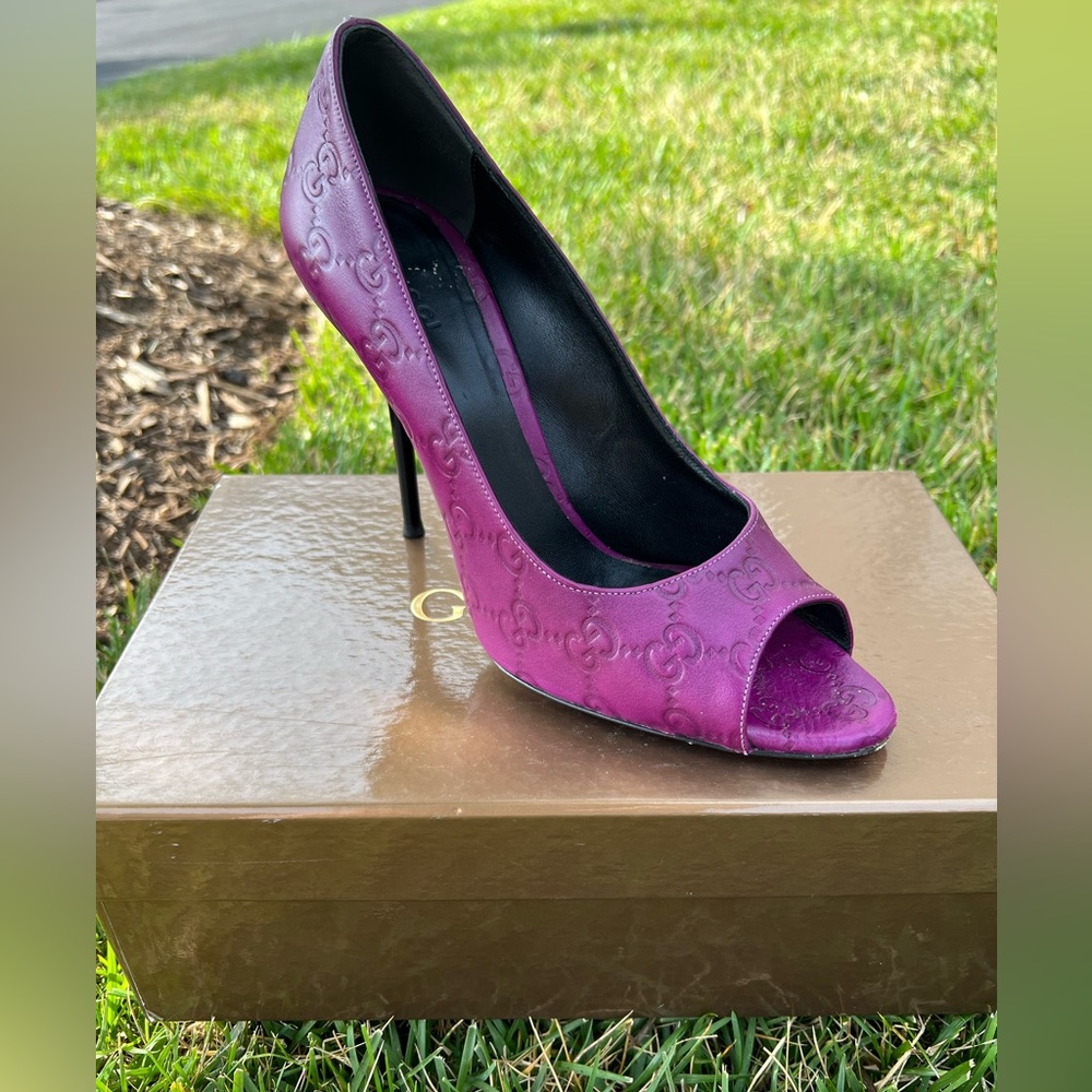 Gucci Purple Peep-Toe Heels